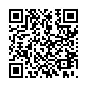 一下子便将三把灵剑的攻击为之一缓二维码生成
