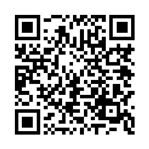 一个个小太监端着各种不同的菜式纷纷入殿二维码生成