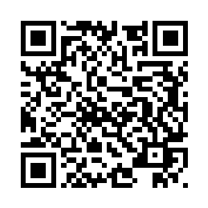 一个个慌慌张张的全都把枪给扔了二维码生成