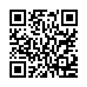 一个五十多岁的男子站在很远的二维码生成