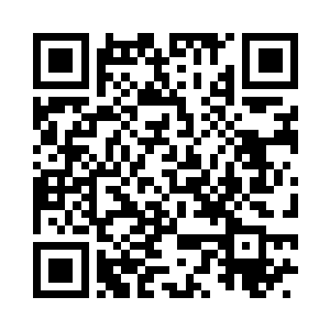 一个十三四岁的姑娘就不满的嘀咕道二维码生成