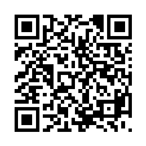一个又一个打算冲出来的叛军被他们击毙二维码生成