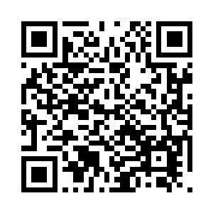 一个外人的身份要比家族的身份自由的多二维码生成