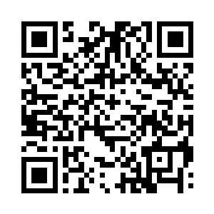 一个如指头大小的光点静静躺在小小的凹形里二维码生成