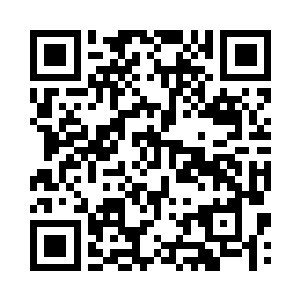 一个巨大的黑色的球静静悬浮在中央二维码生成