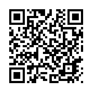 一个庞大的身影出现在众人的面前二维码生成