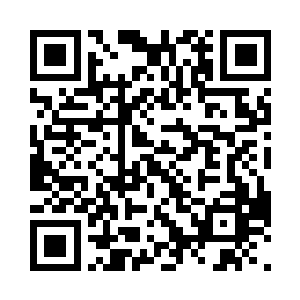 一个弹片在他个胳膊上划开了一个口子二维码生成