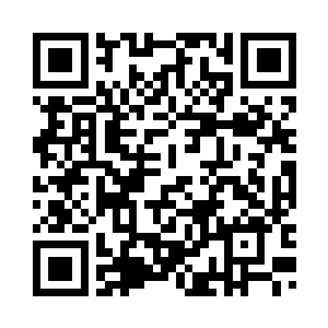 一个恐怖的男人从阴影中钻了出来二维码生成