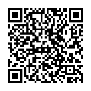 一个皇境巅峰强者手中居然有大帝强者赐予的符箓二维码生成