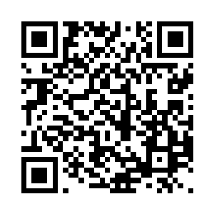 一个硕大的火焰拳头轰击在巨灵的胸前二维码生成