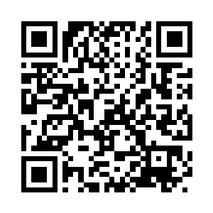 一个老妇拿着破坏朝着高衙内感激道二维码生成