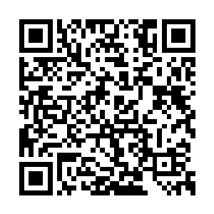 一个自认为颇有魅力的男生开了一个很冷的玩笑二维码生成