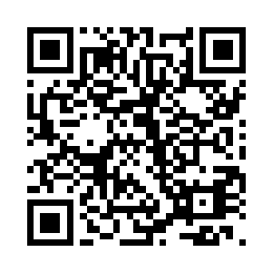 一位极为英俊的青年面容出现在众人面前二维码生成