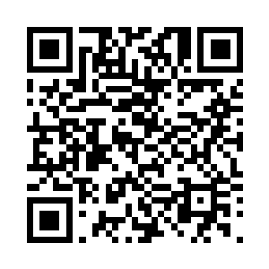 一出现就交给了孙子轩一个新的任务二维码生成