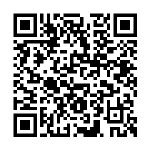 一剑秒了岳不群的青君觉得自己像是一个老妈子二维码生成