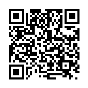 一双充满渴望的蓝色眼睛出现在了画面上二维码生成