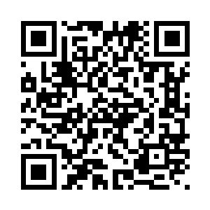 一双冰冷的眼神盯着身前的赵天虎二维码生成