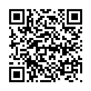 一双手已经按在了伊藤木希的翘臀上二维码生成