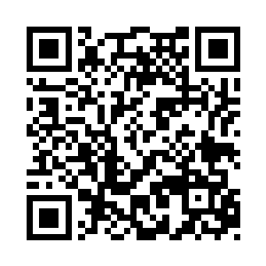 一双漂亮的眼睛现在已经名副其实的水汪汪了二维码生成