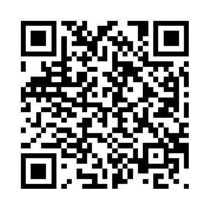 一双眸子仿佛散发着恐怖的银色光芒二维码生成