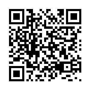 一双眼睛仿佛想从我的眼中看出什么二维码生成