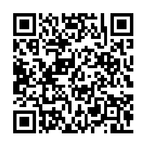 一双美眸却是了然地看向云逸与萱若所在的房间二维码生成