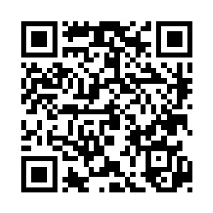 一名真穿紫龙袍的男子手里抓着一头三足金乌二维码生成