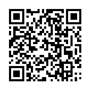 一名身穿麻布衣的老者脸上露出一丝微笑二维码生成