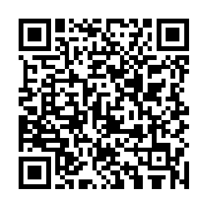 一听到李老师竟然再一次单独邀请叶凡到她的办公室去二维码生成