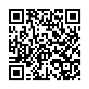 一团团的火焰在红色的墙壁上缓缓升起二维码生成
