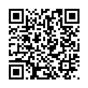 一块掉了一般的金属板还铭刻着文字二维码生成