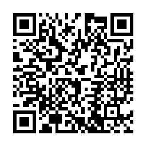 一声所有人都意料不到的声音从三清神殿外面响了起来二维码生成