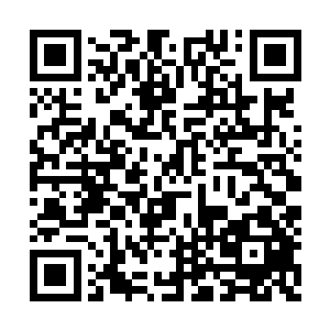 一字不漏的把小闵助理跟金梁的对话听在了耳中二维码生成