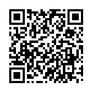 一年级的新生们也都傻愣愣的看着苏落二维码生成