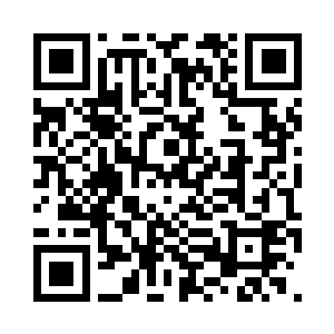 一座巨大的山峰陡然从虚空深处浮现二维码生成