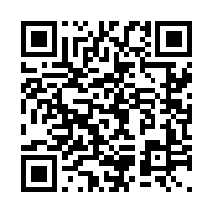 一座平平无奇的古堡耸立在山峦之巅二维码生成