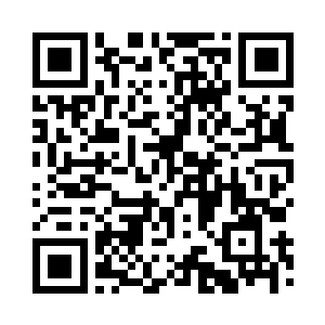 一手捏住日本空姐的下巴让她张开嘴二维码生成