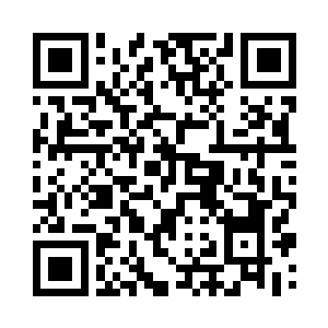 一把把闪着寒光的兵器隔着网指向她二维码生成