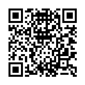 一把接过水瓶就咕嘟咕嘟地喝了起来二维码生成