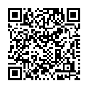一方面又担心他知道了修王府向她提亲会不会做出什么事情来二维码生成