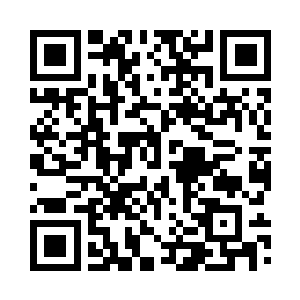 一条巨大的石龙从光圈之中钻了出来二维码生成