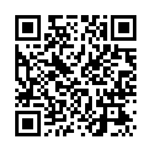 一条金红色锦鲤从水池里直接被拽飞了出来二维码生成