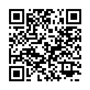 一条黑色的polo衫将他的年龄拉低了不少二维码生成