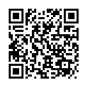 一潭碧绿的湖水如翡翠出现在眼前二维码生成