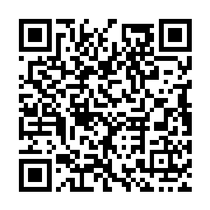 一直到顾子铭强忍住怒气却又低眉顺眼的招呼对方二维码生成