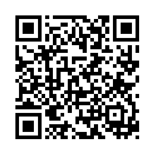 一直在别克车上盯着的张丽珍立刻叫了起来二维码生成