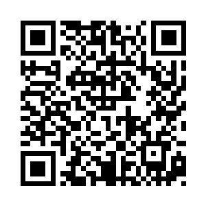 一直沉默不语的闻铭突然动了动鼻子二维码生成