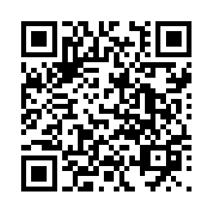 一直等看到自己的老爹主动的去端水二维码生成