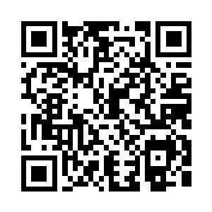 一直藏在脖子上的一柄防卫爪被抽出来二维码生成