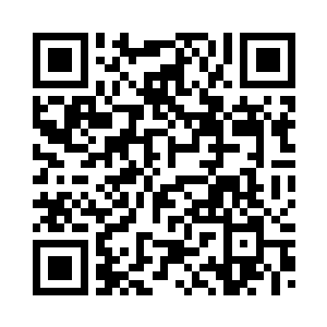 一眼就看到了小秋和另外两个男的二维码生成